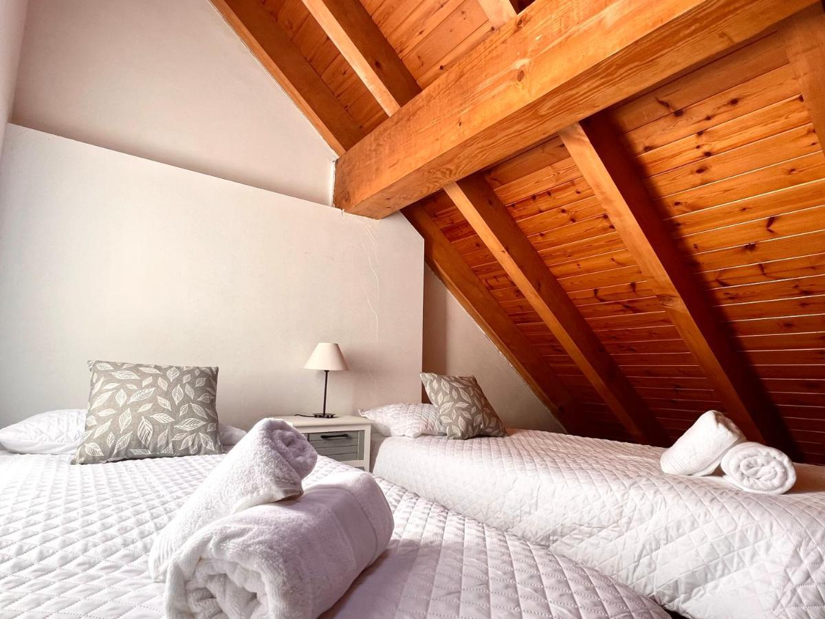Apartament La Noguera - L'Amfitriona Rialp Exterior photo